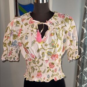 Spartina 449 Anya Smocked Blouse SZ Medium in Cream Floral